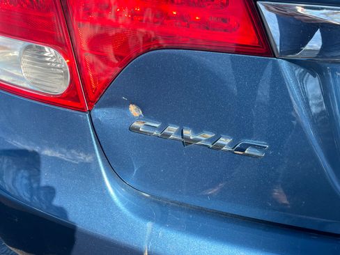 Used 2010 Honda Civic LX image 16