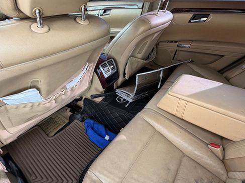 Used 2010 Mercedes-Benz S 550 image 17