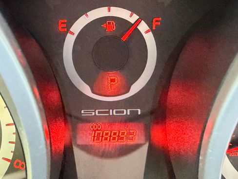 Used 2015 Scion tC FWD image 15