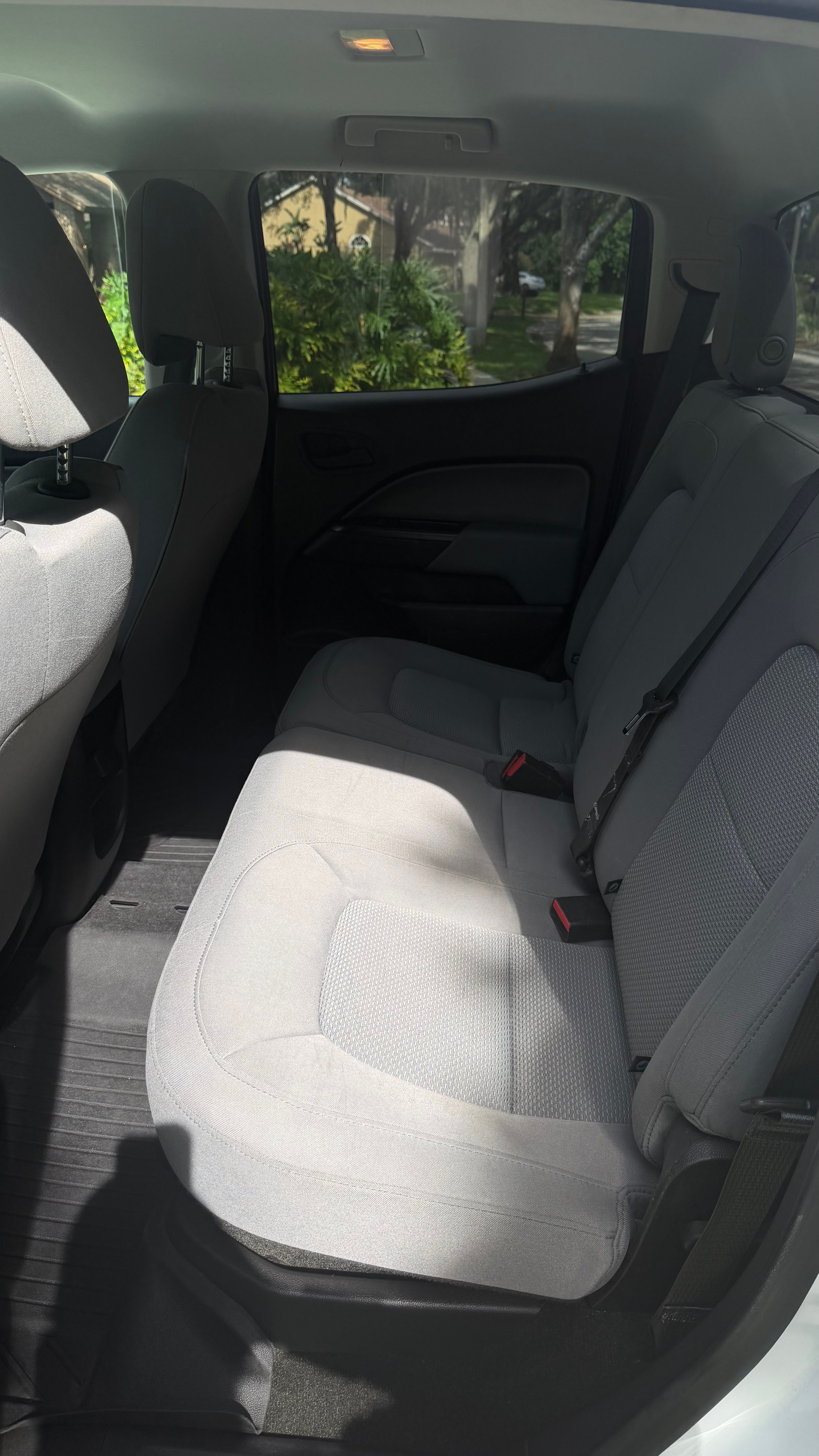 Used 2018 Chevrolet Colorado W/T w/ WT Convenience Package RWD image 8
