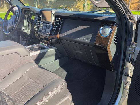 Used 2016 Ford F350 Platinum image 23