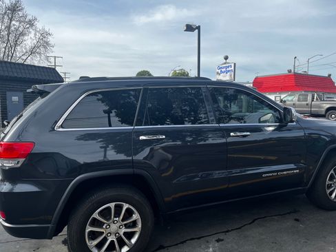 Used 2014 Jeep Grand Cherokee Limited image 9