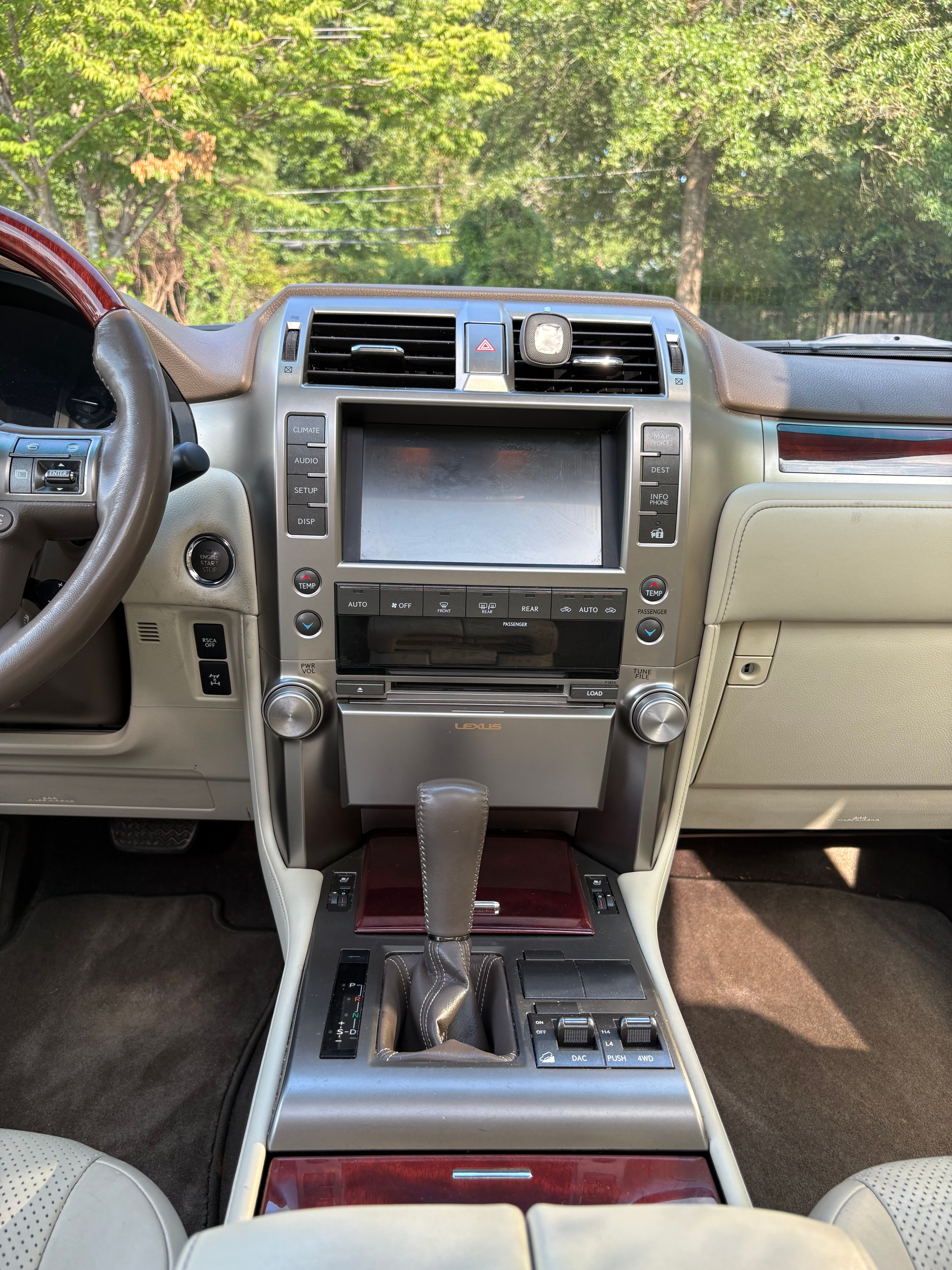 Used 2013 Lexus GX 460 w/ Comfort Plus Pkg AWD/4WD image 6