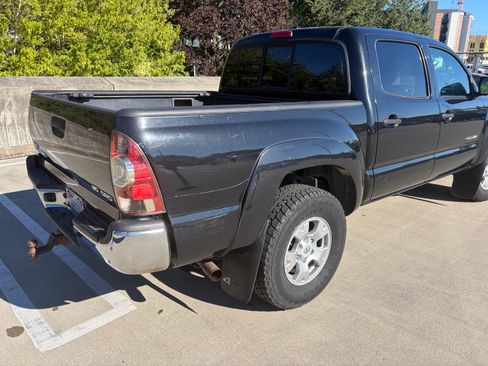 Used 2010 Toyota Tacoma 4x4 Double Cab image 8