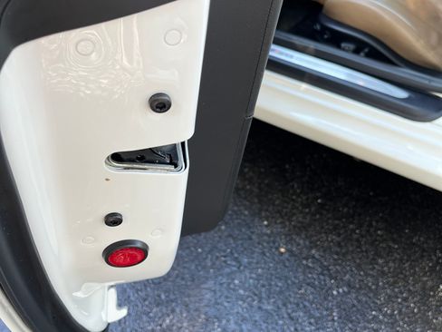 Used 2007 BMW M6 Coupe image 14