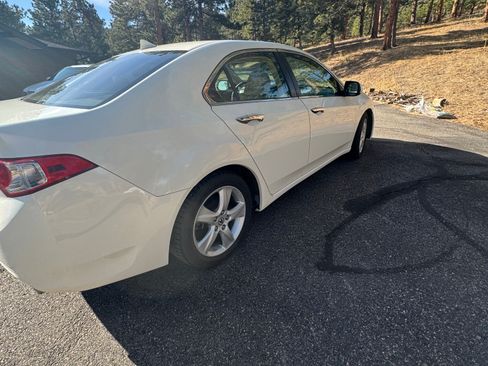 Used 2010 Acura TSX Sedan image 4