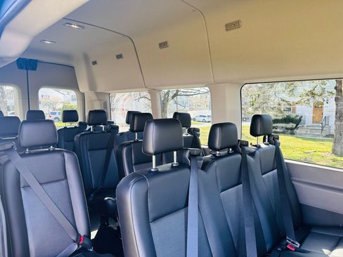 Used 2024 Ford Transit 350 XL image 10