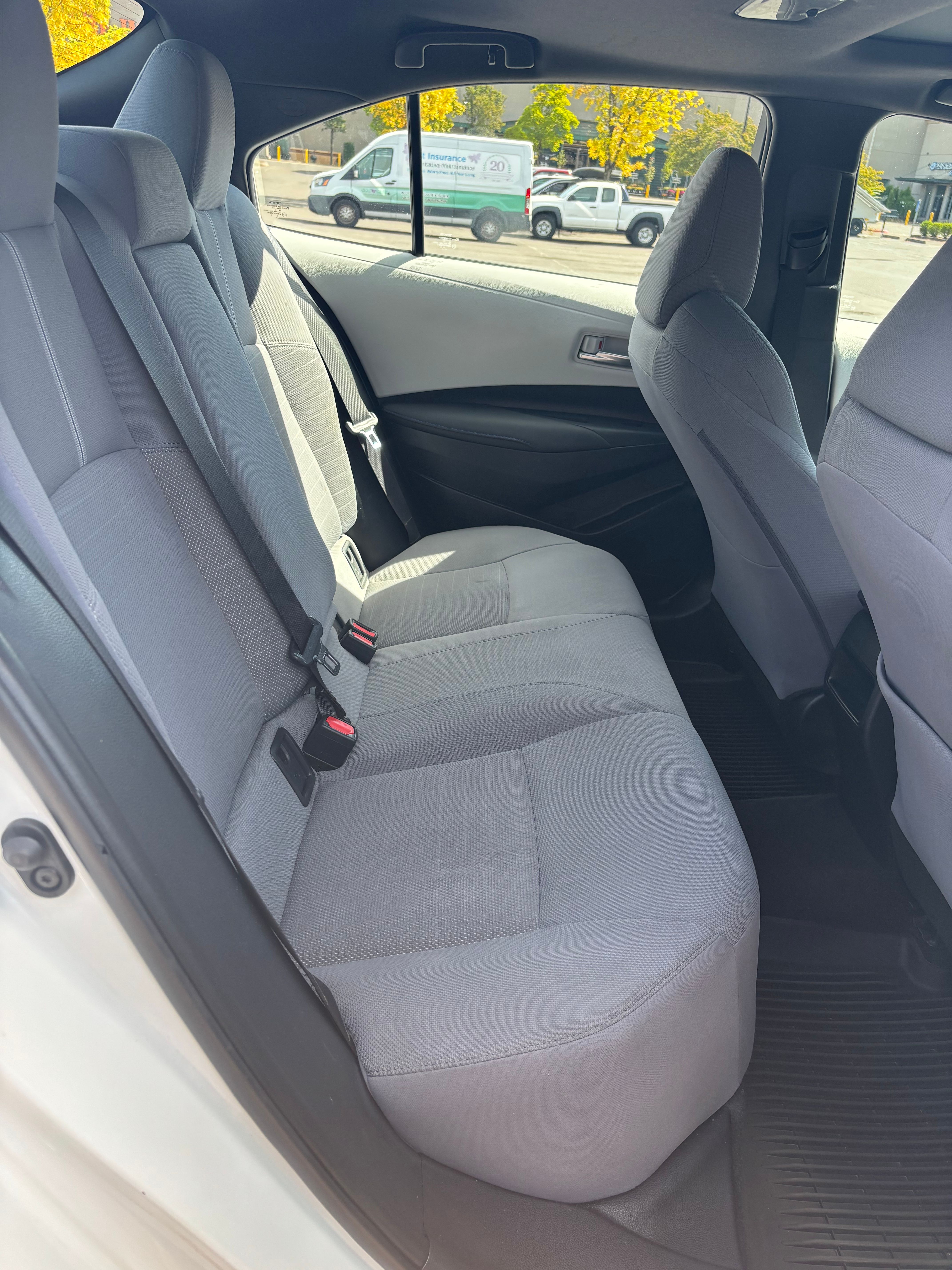 Used 2020 Toyota Corolla SE w/ SE Premium Package FWD image 14