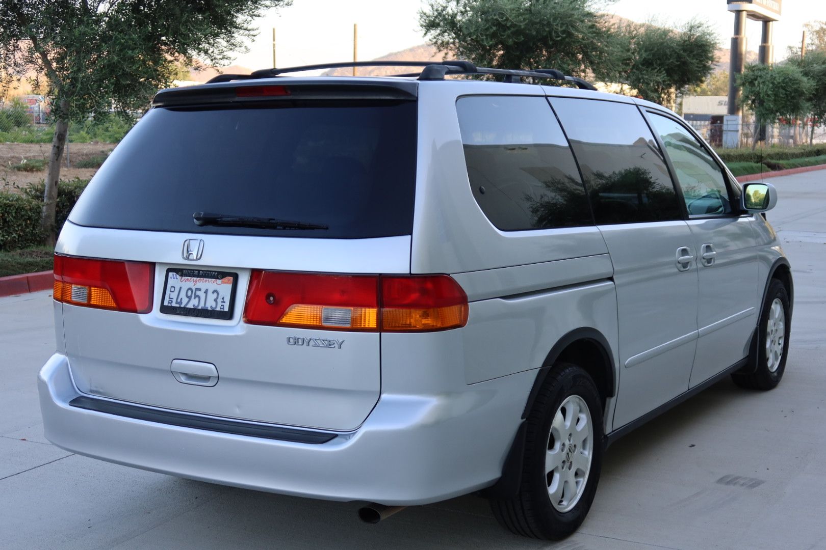 Used 2002 Honda Odyssey EX image 2