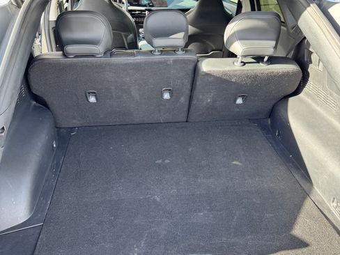 Used 2022 Kia EV6 Wind RWD image 11