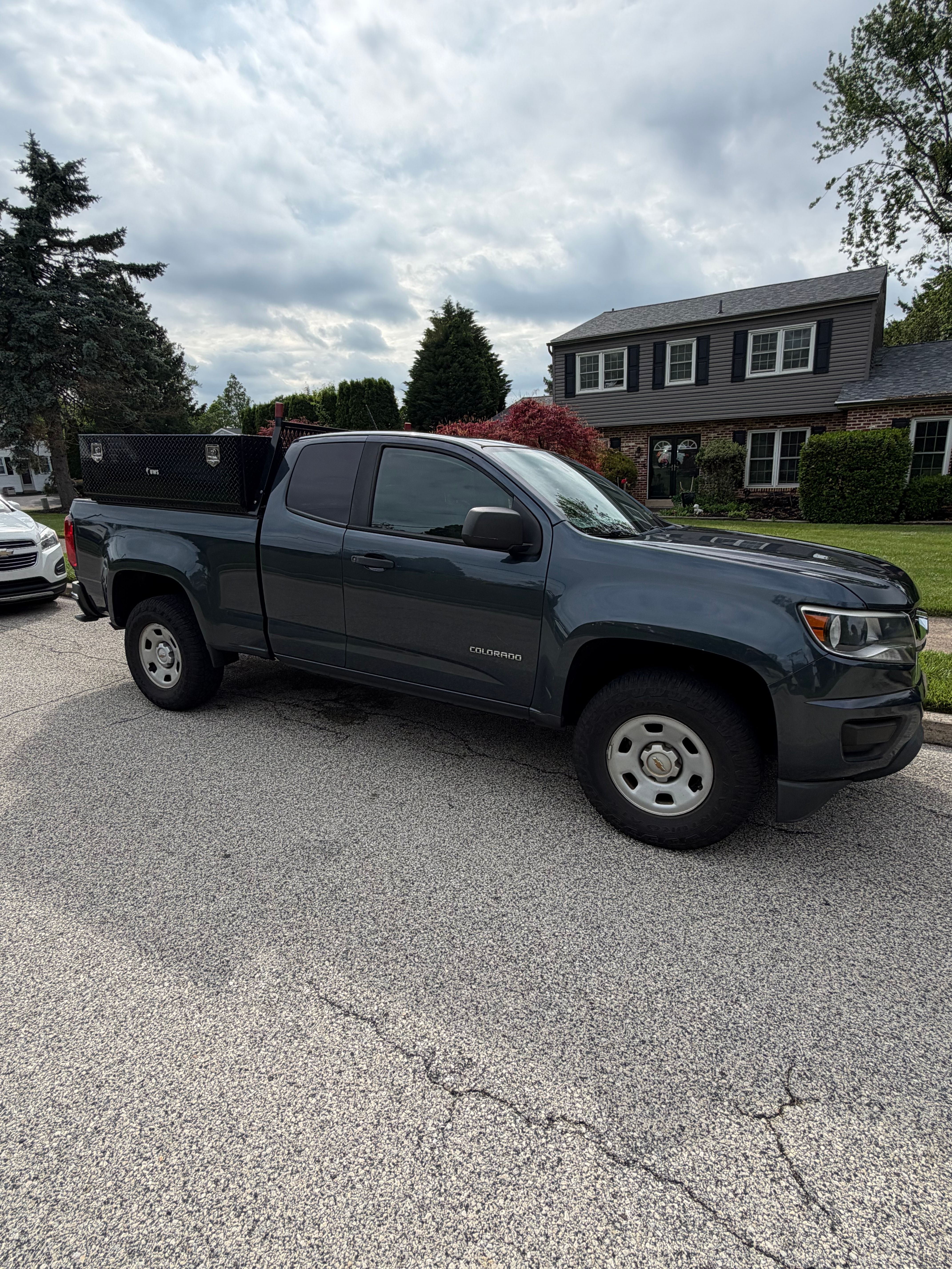 Used 2019 Chevrolet Colorado W/T RWD image 4