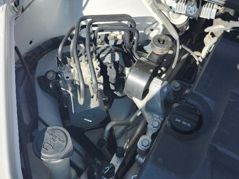 Used 2015 Toyota Sienna LE image 27