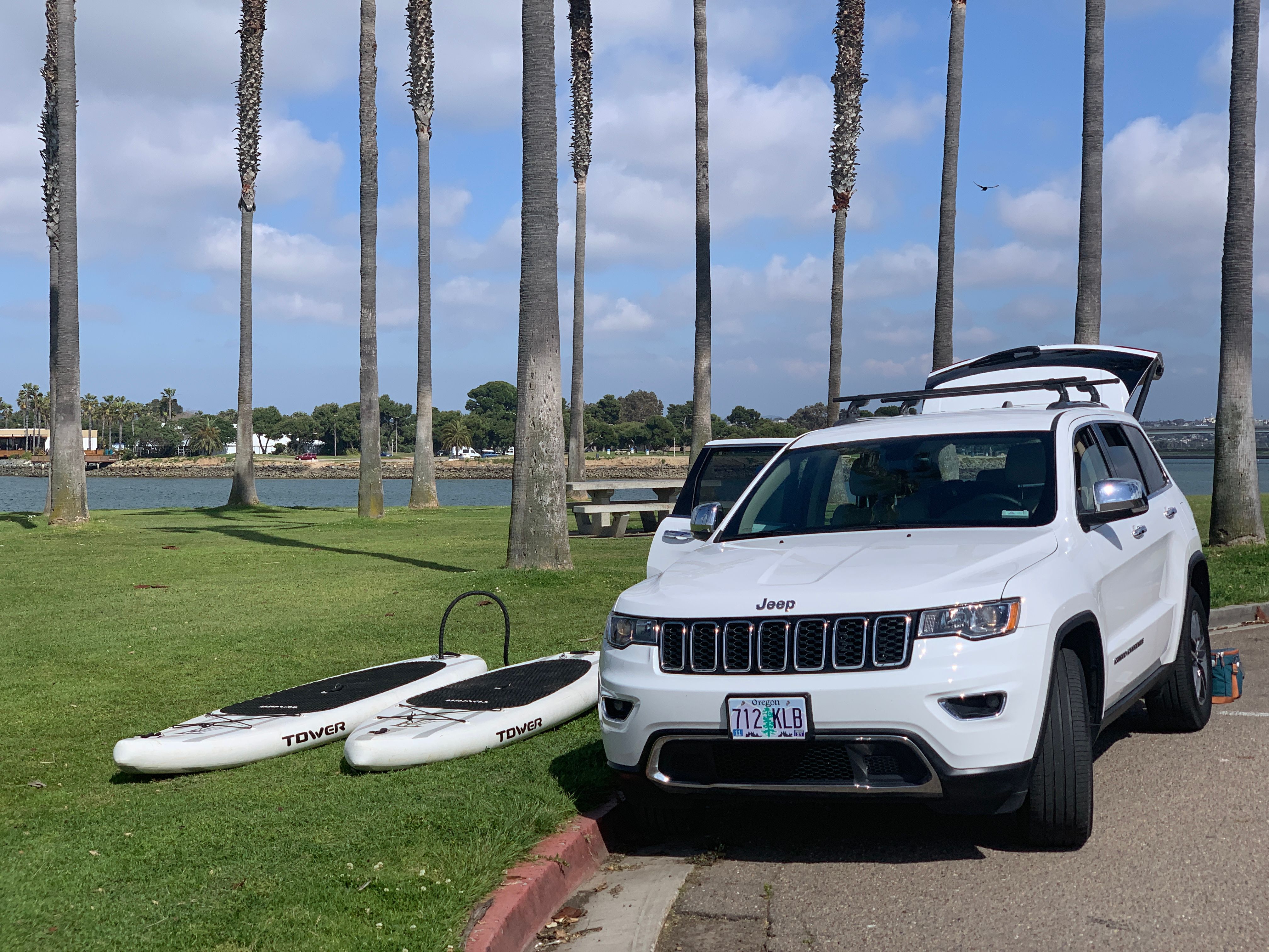Used 2018 Jeep Grand Cherokee Limited w/ Trailer Tow Group IV AWD/4WD image 2