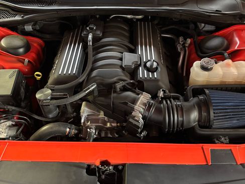 Used 2019 Dodge Challenger R/T Scat Pack w/ T/A Package image 9