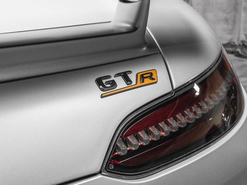 Used 2020 Mercedes-Benz AMG GT R image 5