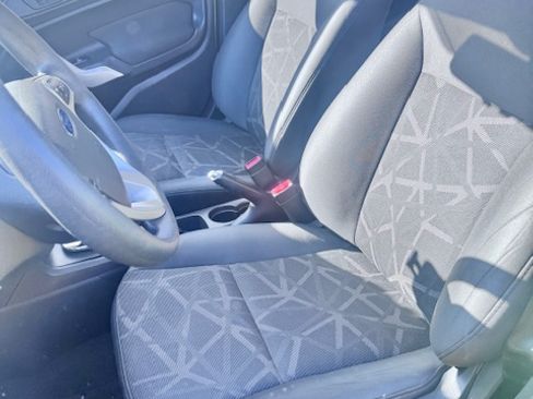 Used 2011 Ford Fiesta SE w/ 203A Rapid Spec Order Code image 6