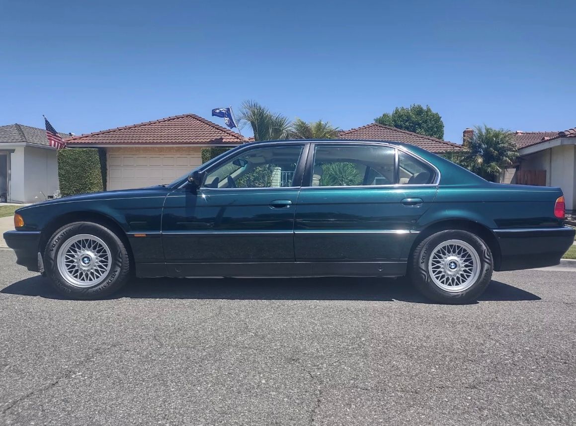 Used 1997 BMW 740iL RWD image 20