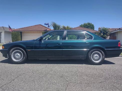 Used 1997 BMW 740iL image 20