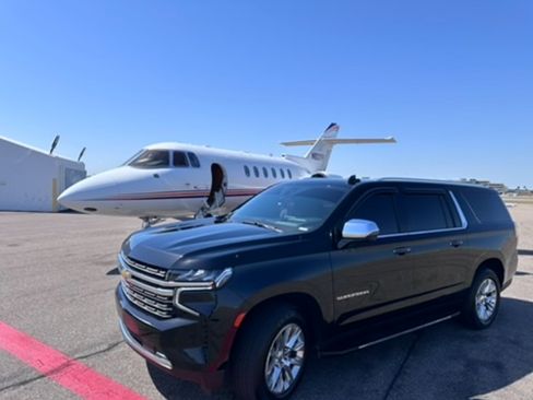 Used 2023 Chevrolet Suburban Premier image 15