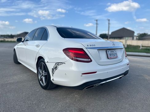 Used 2017 Mercedes-Benz E 300 image 8