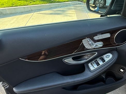 Used 2017 Mercedes-Benz C 300 C 300 4MATIC Sedan 4D image 22