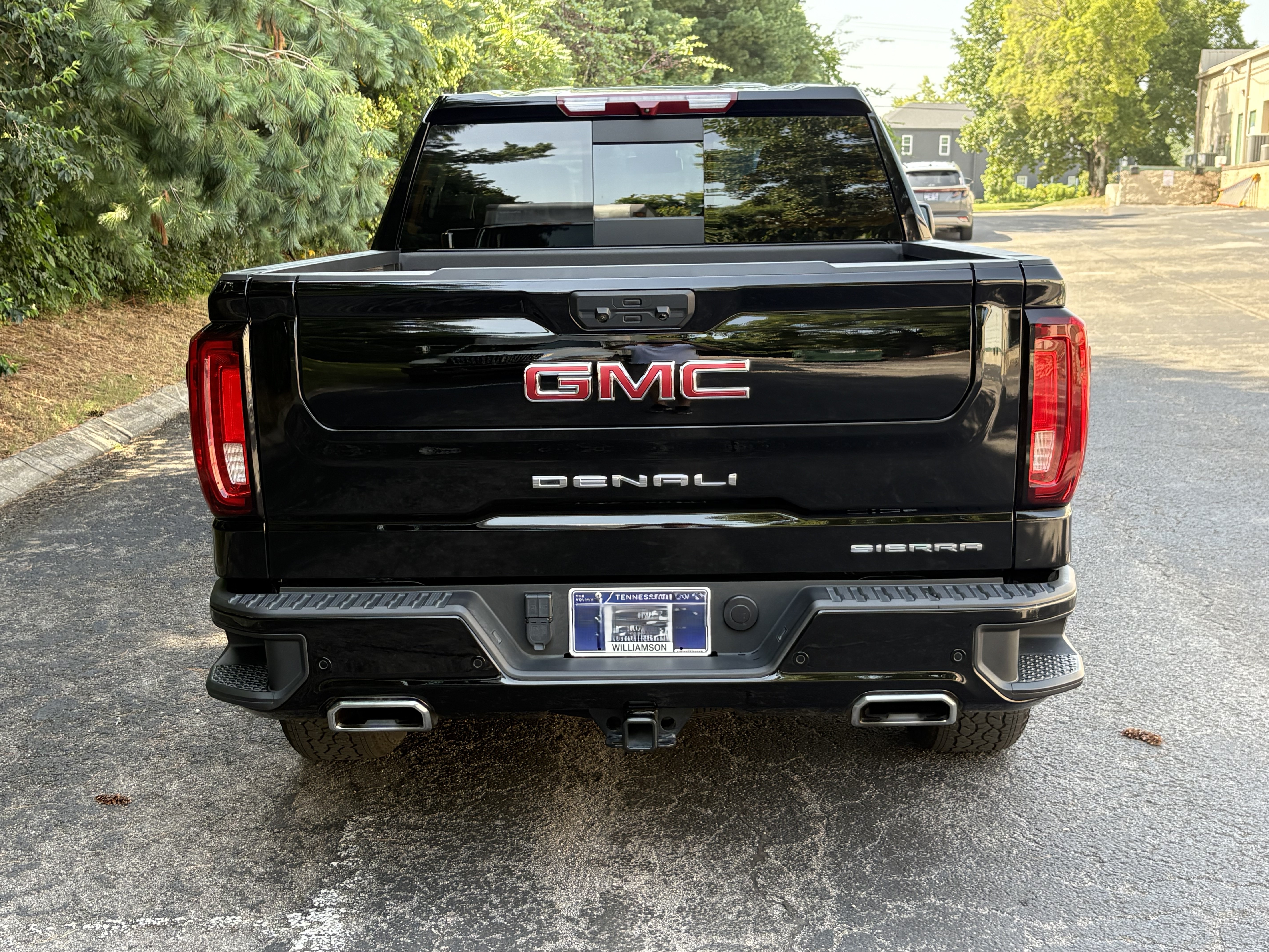 Used 2023 GMC Sierra 1500 Denali AWD/4WD image 5