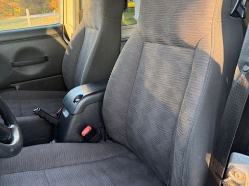 Used 2005 Jeep Wrangler Sport image 11