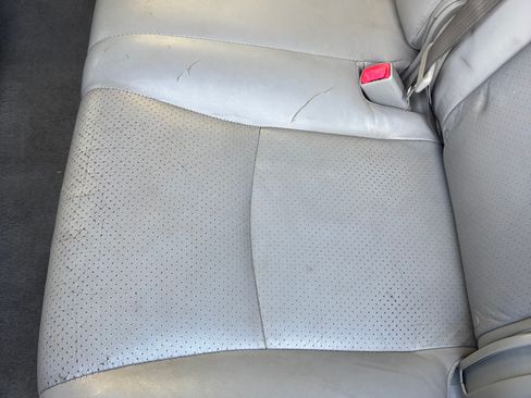 Used 2005 Toyota Highlander Limited image 25