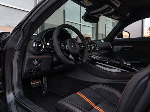 Used 2021 Mercedes-Benz AMG GT Black Series image 9