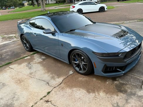 Used 2025 Ford Mustang Dark Horse RWD image 10