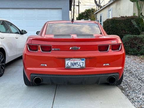 Used 2010 Chevrolet Camaro SS w/ RS Package image 6
