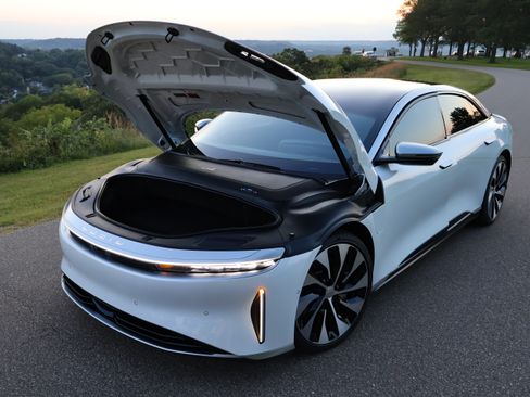 Used 2022 Lucid Air Grand Touring image 4