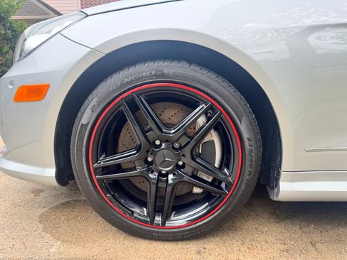 Used 2013 Mercedes-Benz E 550 Coupe image 14