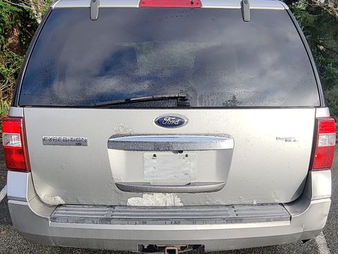 Used 2008 Ford Expedition XLT image 4