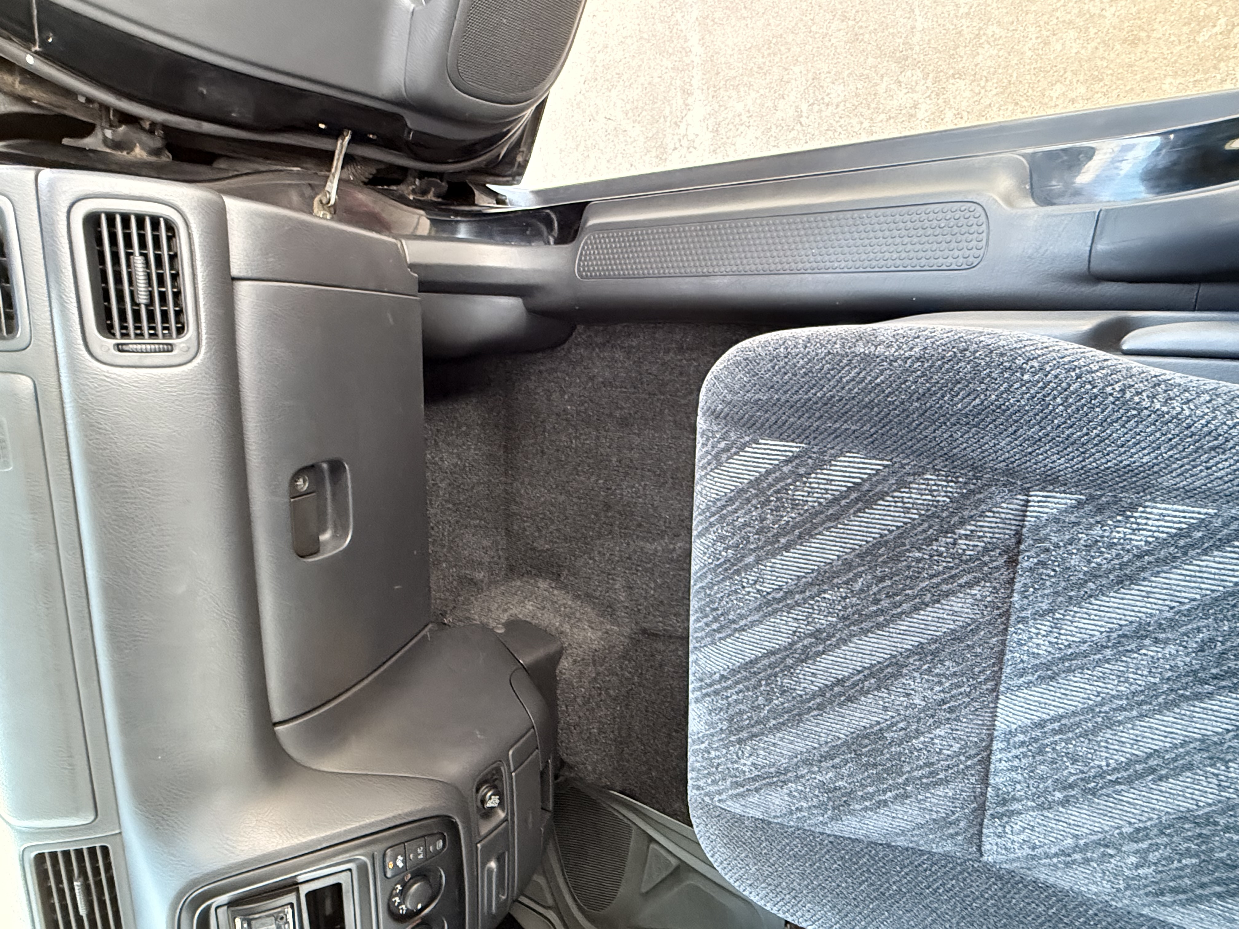 Used 2001 Honda CR-V EX image 13