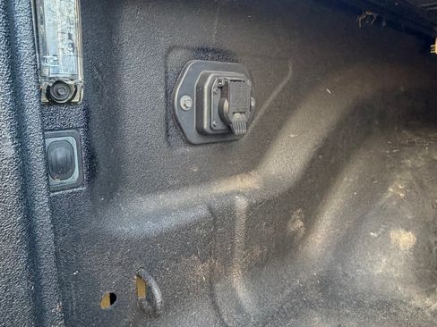 Used 2018 RAM 2500 Longhorn image 12