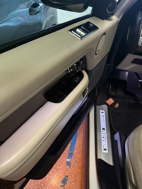 Used 2021 Land Rover Range Rover Westminster Edition image 12