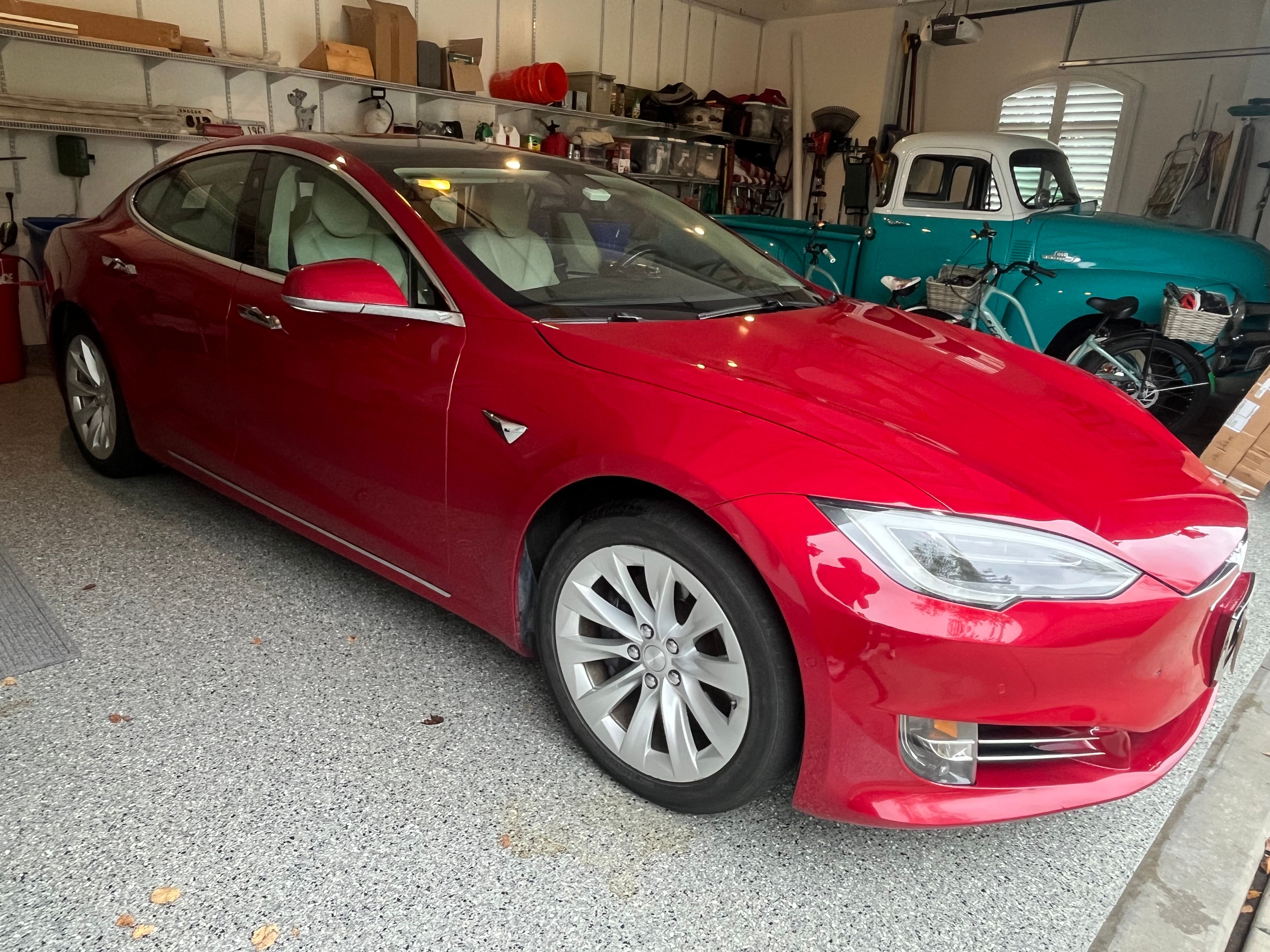 Used 2018 Tesla Model S 100D AWD/4WD image 6