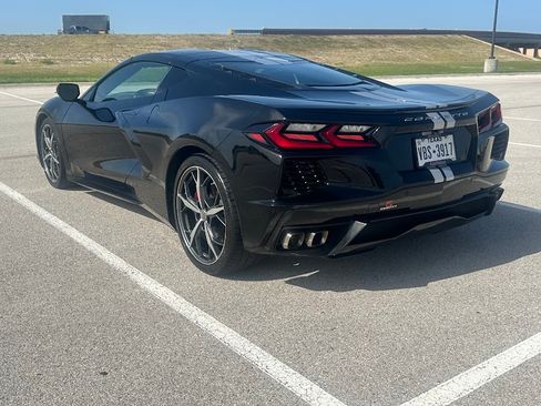 Used 2020 Chevrolet Corvette Stingray Coupe RWD image 1