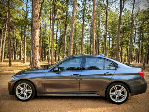 Used 2018 BMW 340i xDrive 340i xDrive Sedan 4D image 8