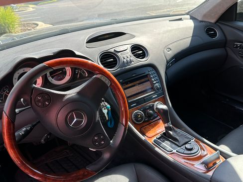 Used 2009 Mercedes-Benz SL 600 image 15