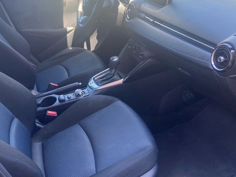 Used 2018 Toyota Yaris iA image 5