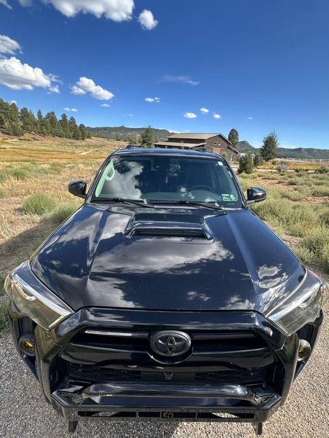 Used 2022 Toyota 4Runner TRD Off-Road Premium AWD/4WD image 1