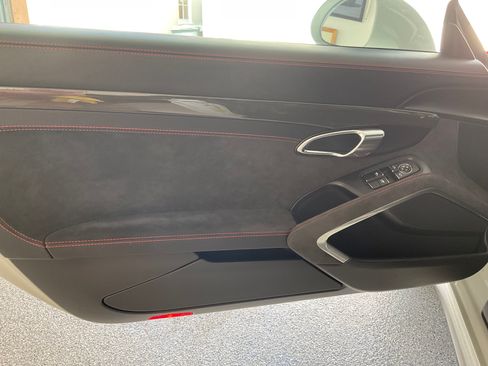 Used 2016 Porsche 911 GT3 image 18