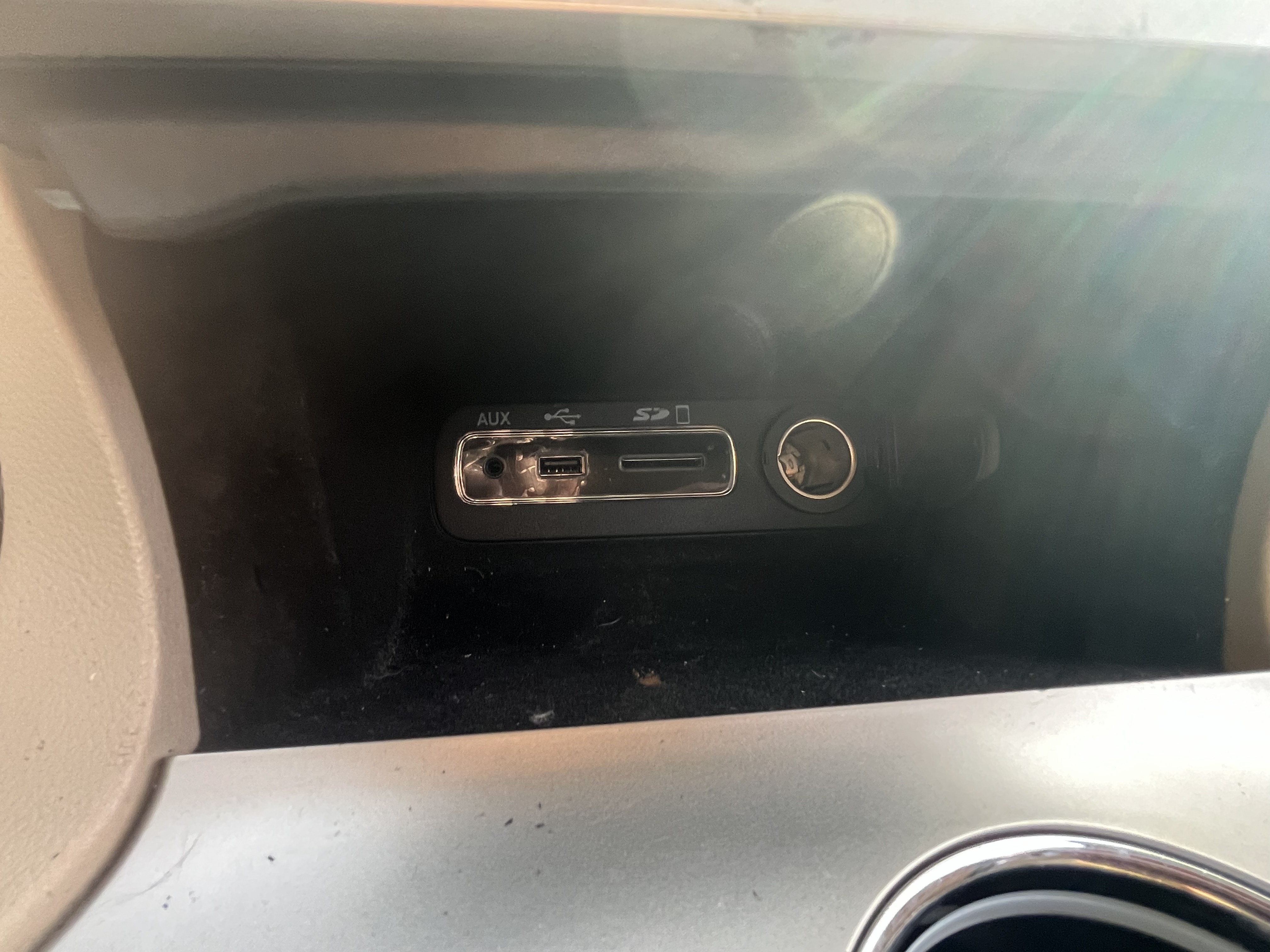 Used 2014 Jeep Grand Cherokee Limited AWD/4WD image 23