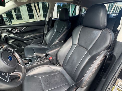 Used 2019 Subaru Crosstrek 2.0i Limited w/ Moonroof Package w/Navigation AWD/4WD image 18