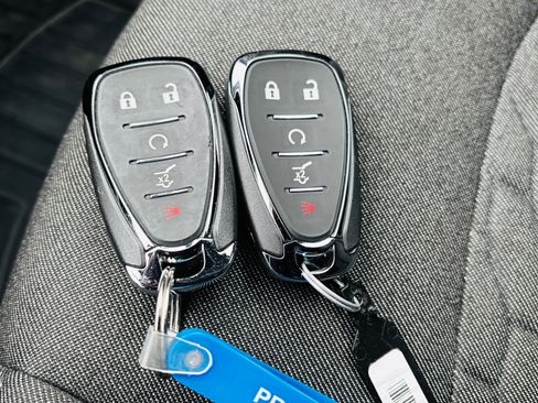 Used 2019 Chevrolet Equinox LT image 5