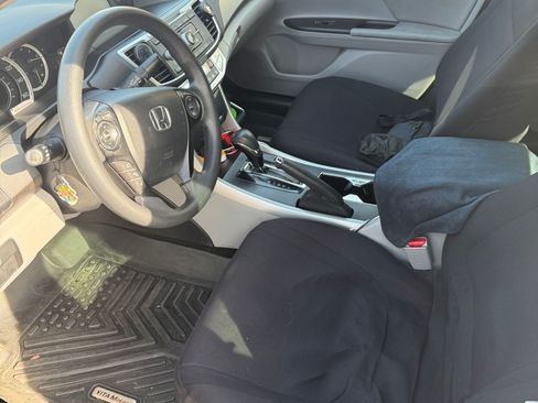 Used 2015 Honda Accord LX image 8
