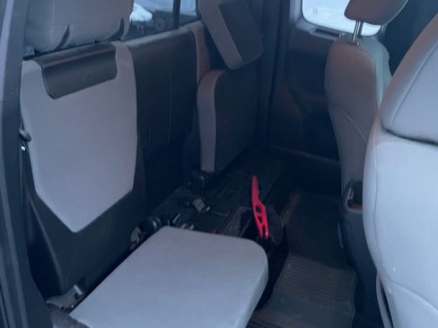 Used 2020 Toyota Tacoma SR w/ SX Package image 8