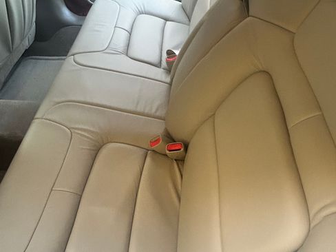 Used 1998 Cadillac De Ville Sedan image 13